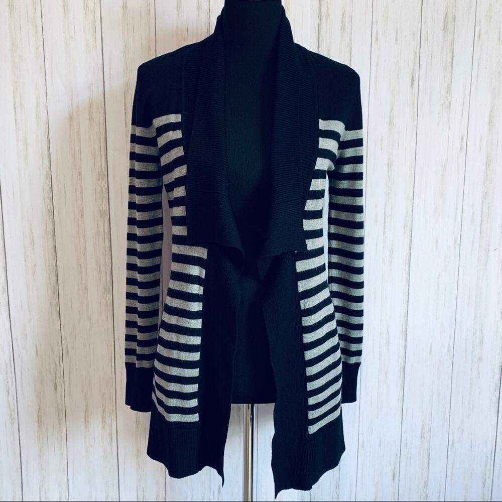 WHBM‎ black & gray striped open waterfall front cardigan size Extra Small XS